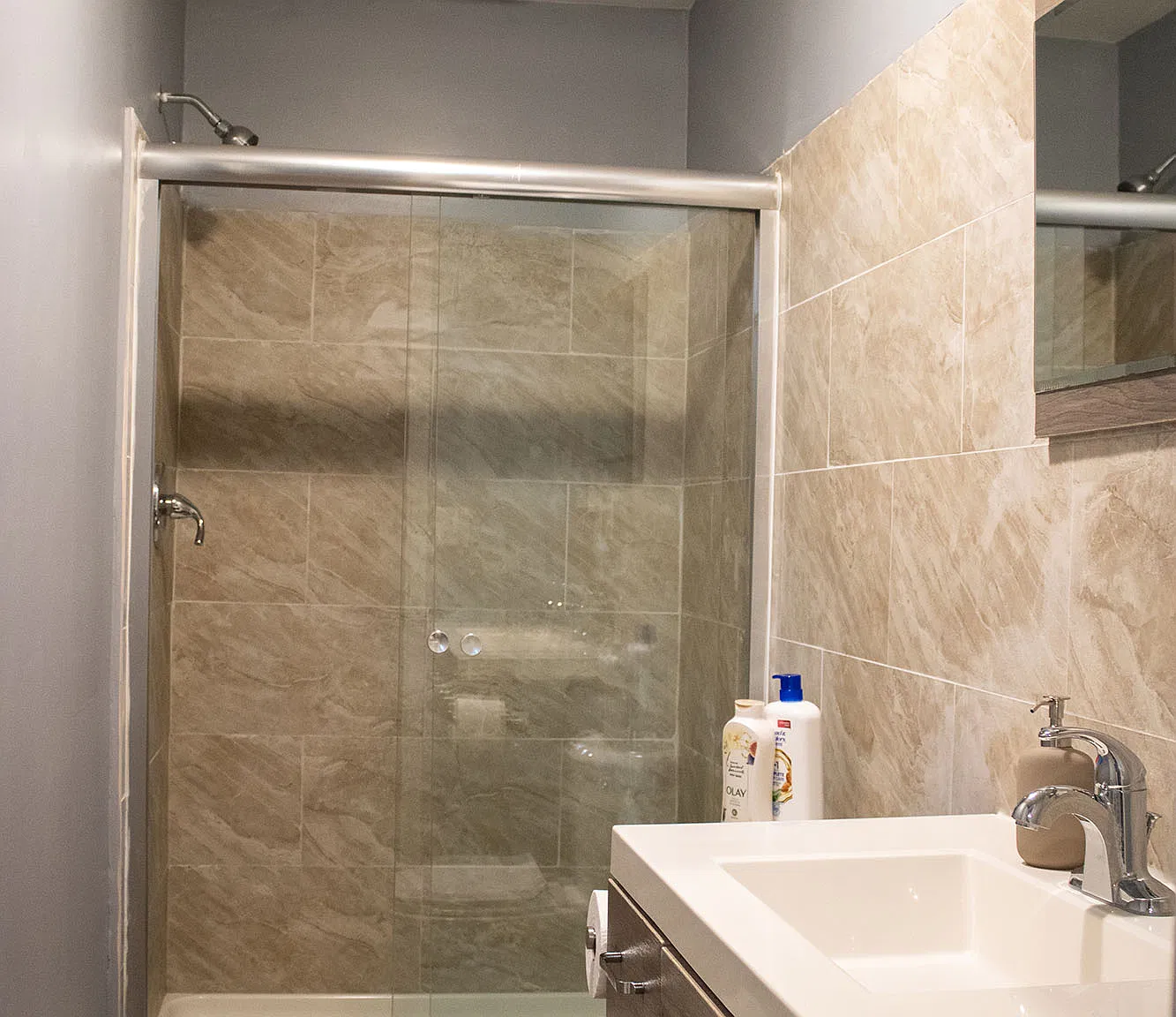7 bed, 2228 sqft, $750 — Photo 4