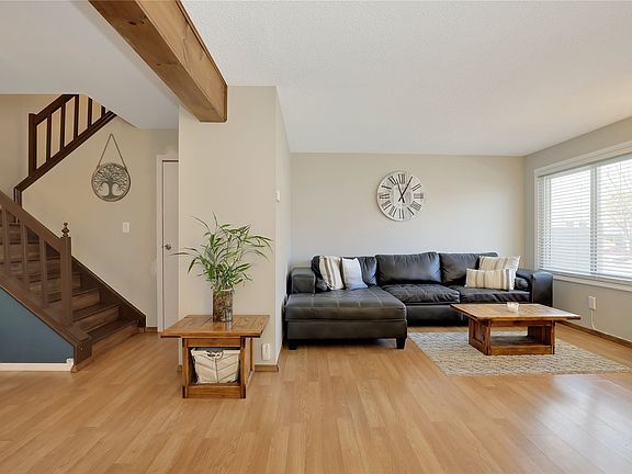 5th image of 201 Springmeadow Dr Unit A