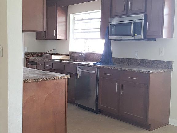 2nd image of 4074 Ponce De Leon Ave