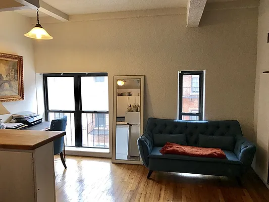 Rented by MOTION New York | media 11