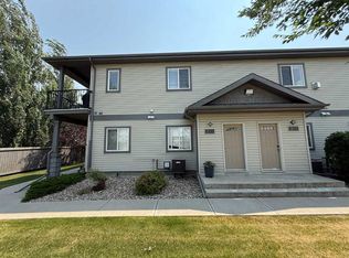 137 NW Silkstone Rd W #7, Lethbridge, AB T1J 3H6
