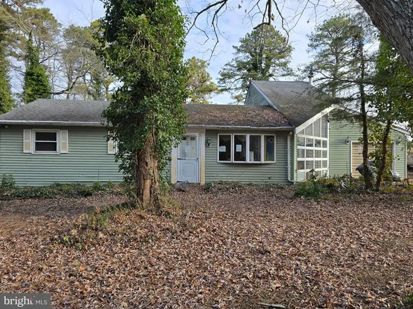 316 W Collings Dr, Williamstown, NJ 08094