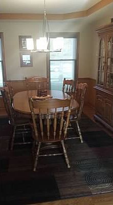4th image of 660 N Dries St