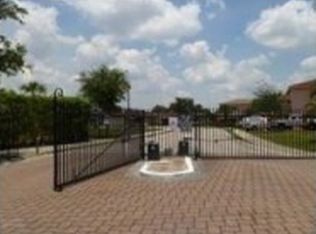 NW 36th Ct, LAUDERDALE LAKES, FL 33319