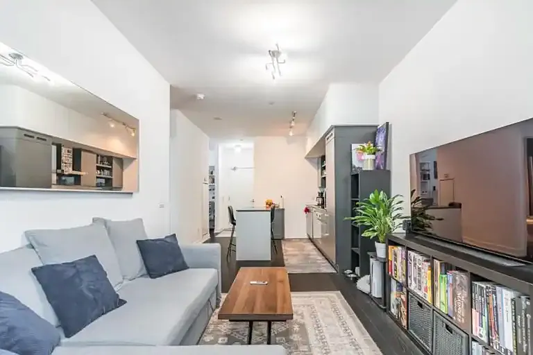 1030 King St W #221 — Photo 9