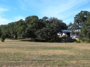 223 Walter White Rd, Leakey, TX 78873