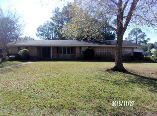 133 Glynn St, Jesup, GA 31545