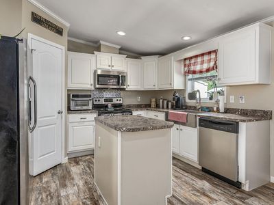 6 Wanda Lane, Exeter, NH, 03833