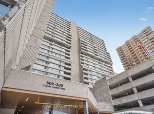530 Laurier Ave W #809, Ottawa, ON K1R 7T1
