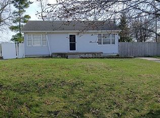 3249 Van Horn Rd, Trenton, MI