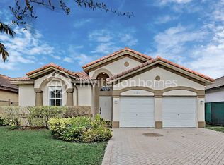 15470 SW 23rd Ln, Miami, FL 33185