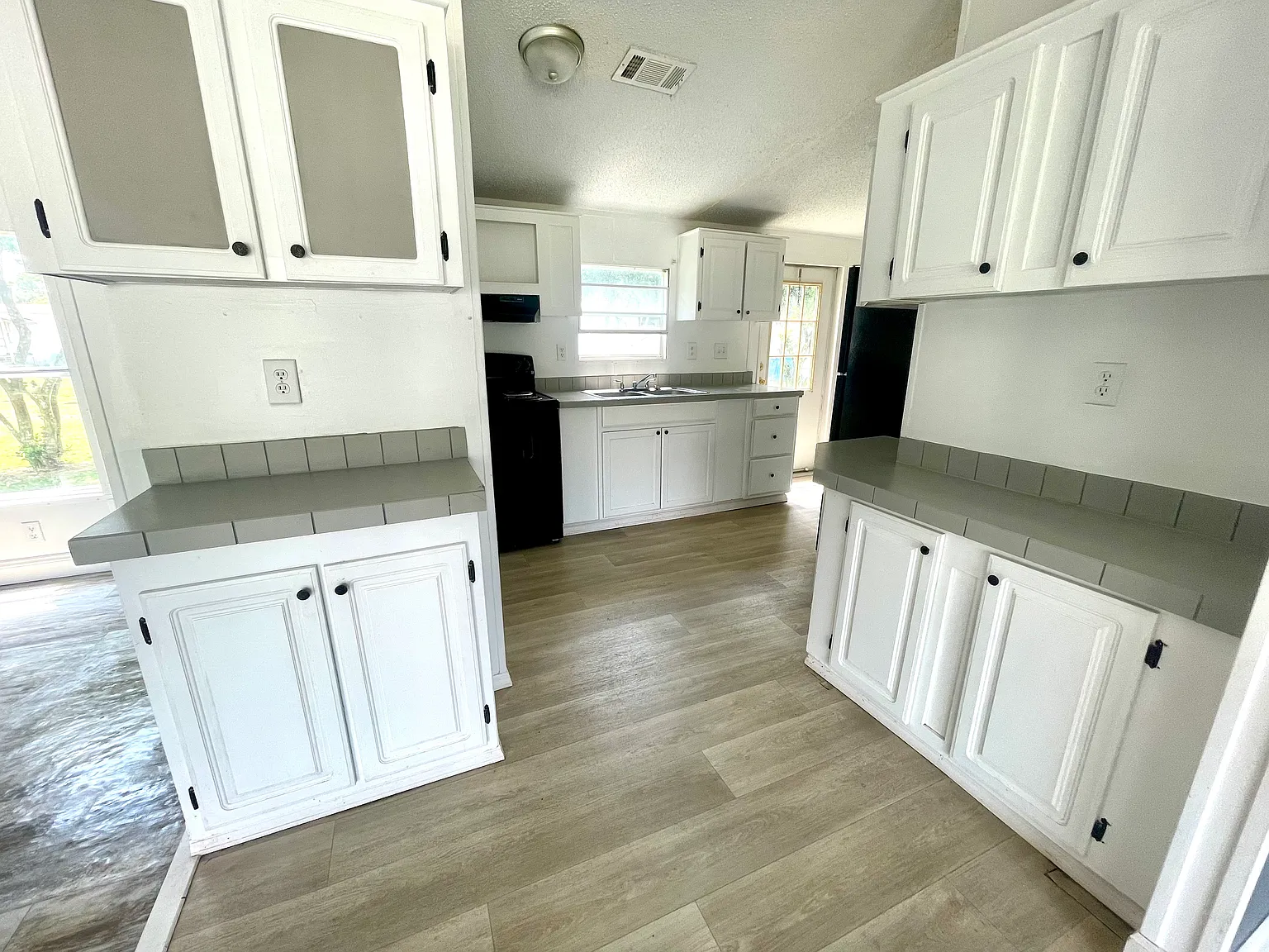 3 bed, $1,450 — Photo 3