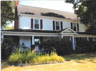 1544 NE Pine St, Mount Airy, NC 27030