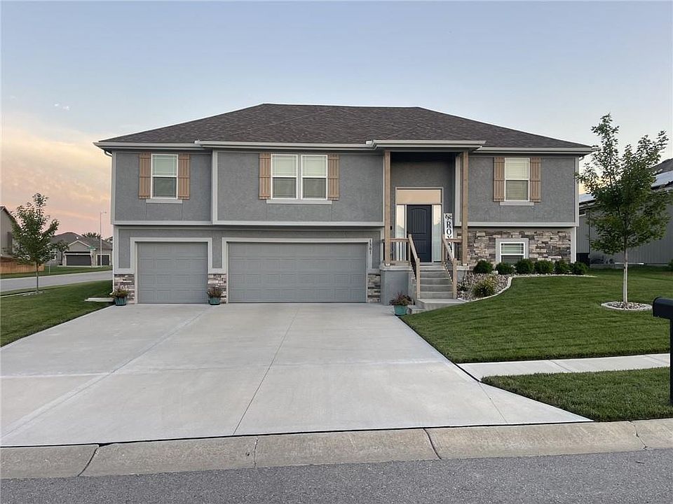 1st image of 2313 NW Megan Dr