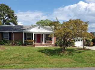 1908 Frizzell Dr, Virginia Beach, VA 23455