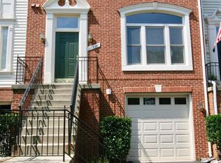 25525 Hussar Ter, Chantilly, VA