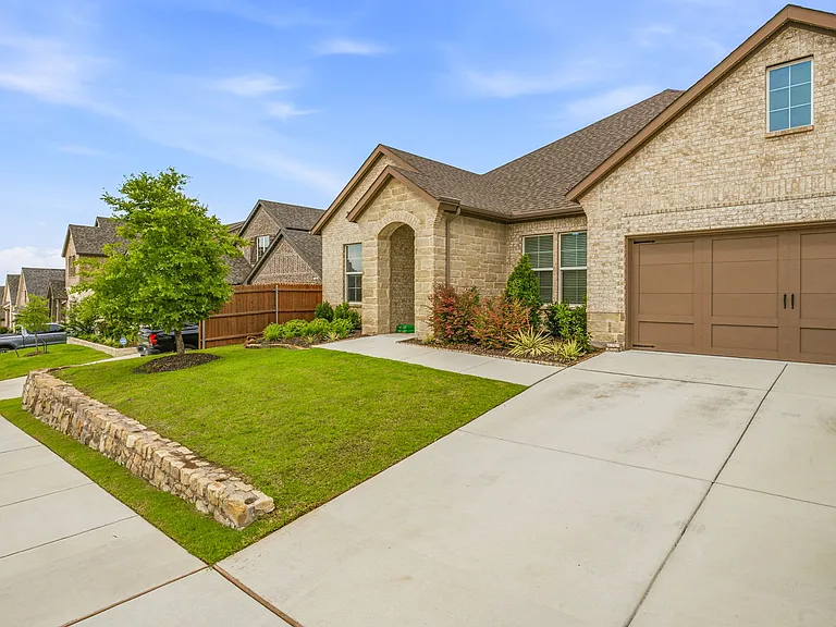 312 Honey Brook Ln — Photo 16