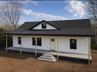 1239 N Main St, Tennessee Ridge, TN 37178