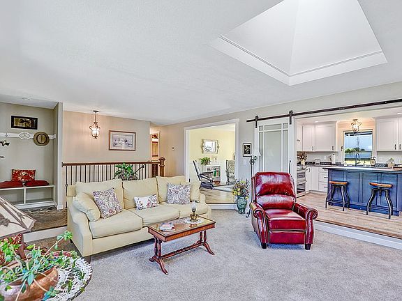 4th image of 7523 N Valerie Ct