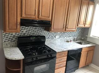 1369 McCausland Ave APT 1S, Saint Louis, MO 63117