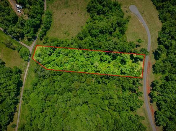 34 Glen Eagle Trail Cowan Town Rd, Butler, TN 37640