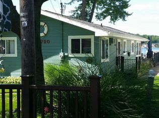 55720 Indian Lake Rd, Dowagiac, MI 49047