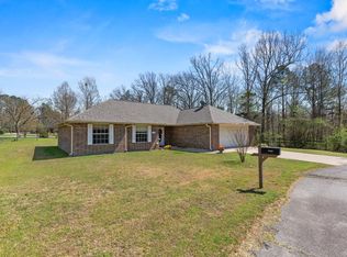 2106 Valley View Dr, Mena, AR 71953