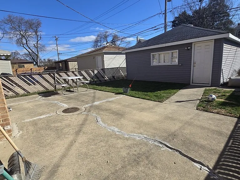 3707 Clarence Ave #GARDEN — Photo 11