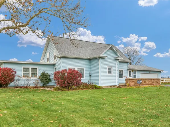 502 County Road 900 E, Tolono, IL 61880