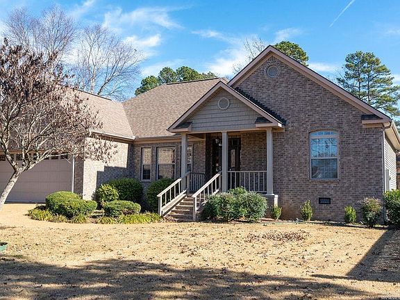2nd image of 826 Copperfield Cir