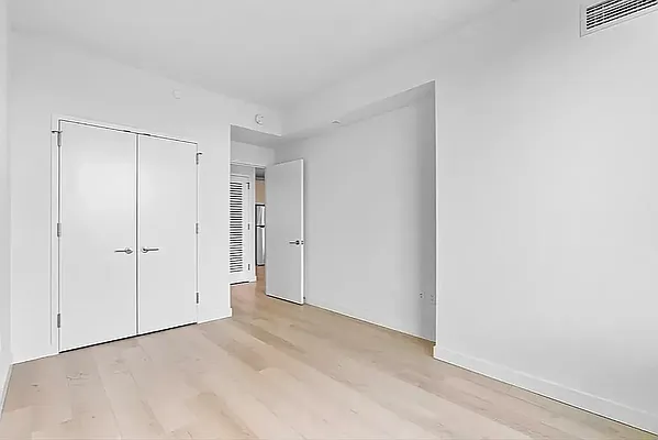 Rented by Living New York | media 11