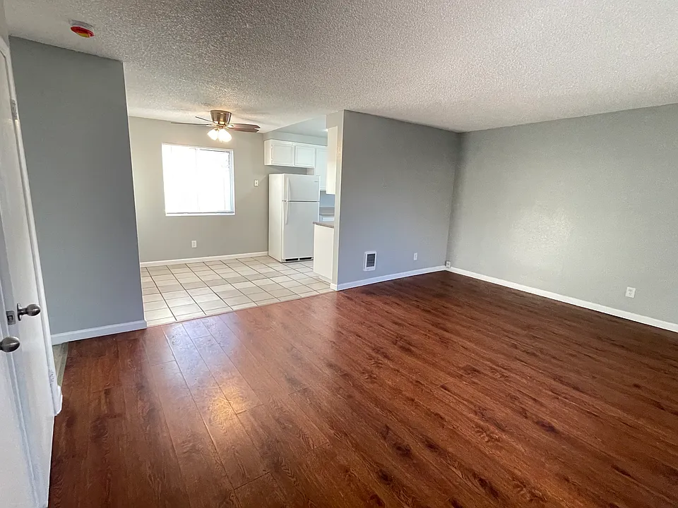 5347 Groveland Dr #3