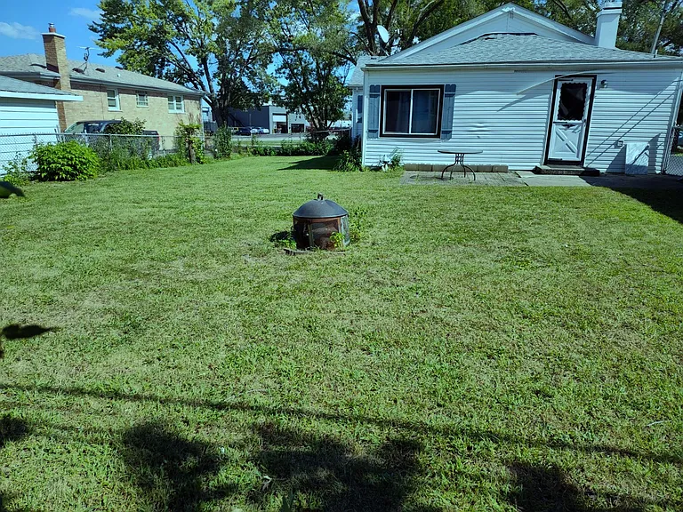 S Parkside Ave — Photo 19