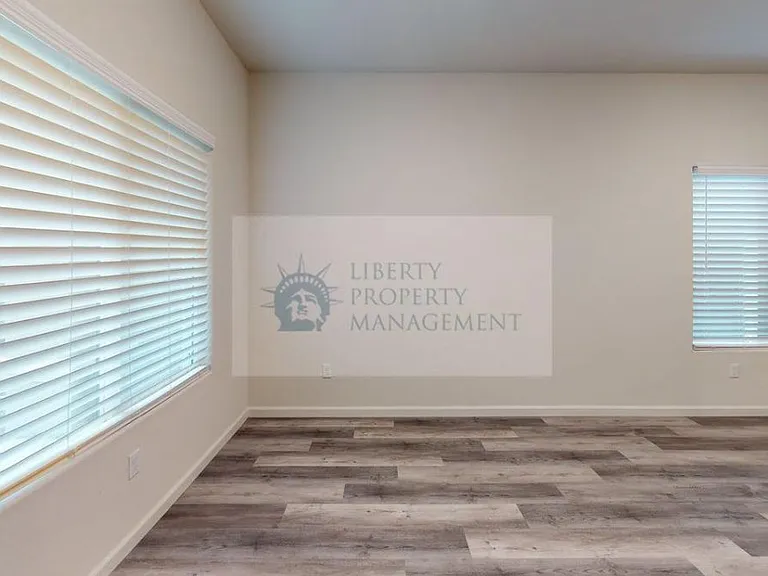 636 Granada Ct — Photo 3