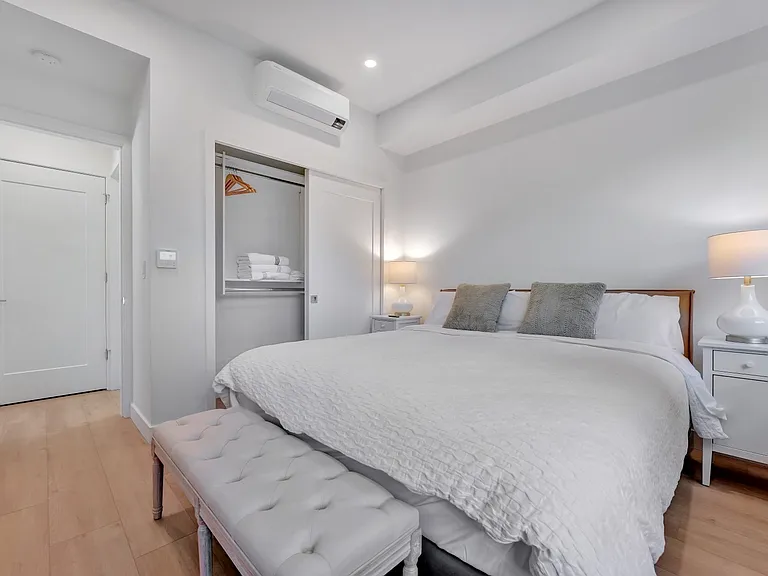 957 Nicola St #202 — Photo 20
