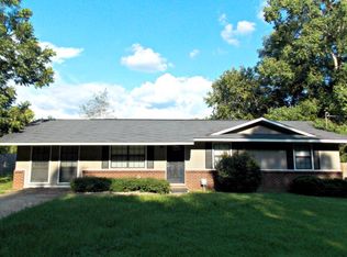 209 Merrit Dr, Slocomb, AL 36375