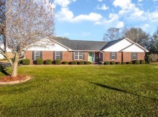 1105 Fallingwater Ln, Sumter, SC 29154