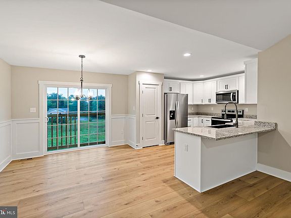 5th image of 94 Symphony Ln Lot 3L