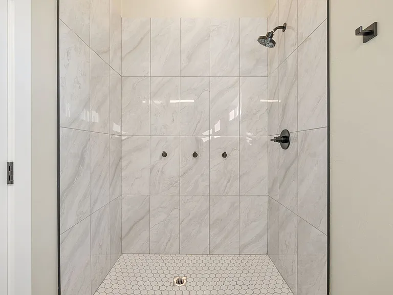 1321 W Speedway Blvd #1 — Photo 4