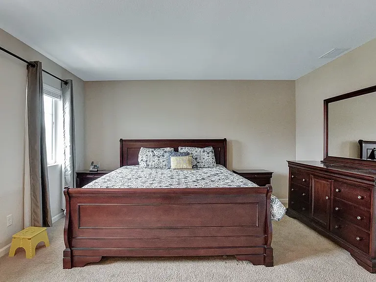 6196 NE Sherborne St — Photo 21