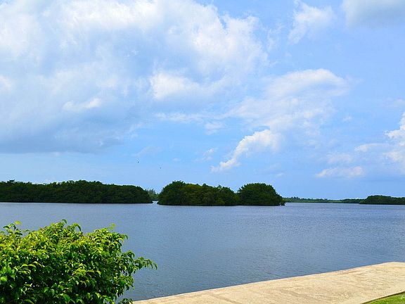 Lagoon View
