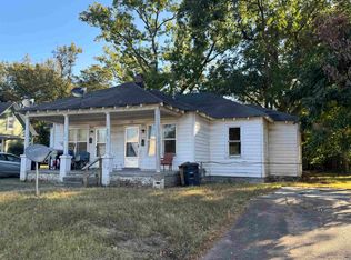 118 N College St, Halls, TN 38040