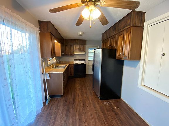 5th image of 56 Willies Dr