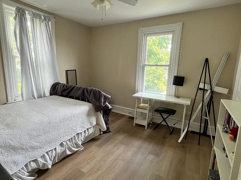 213 Ardmore Ave — Photo 14