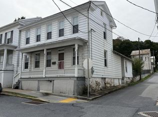33 N 5th St, Newport, PA 17074