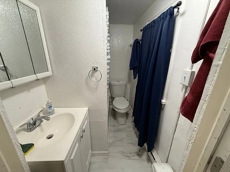 1603 Arlington Ave — Photo 8