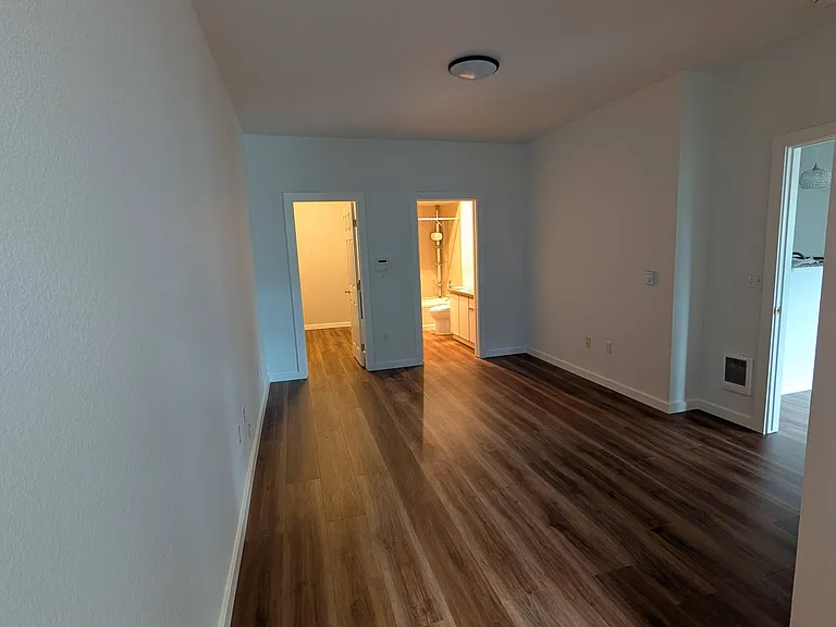 1160 NE Horizon Loop #1409 — Photo 14