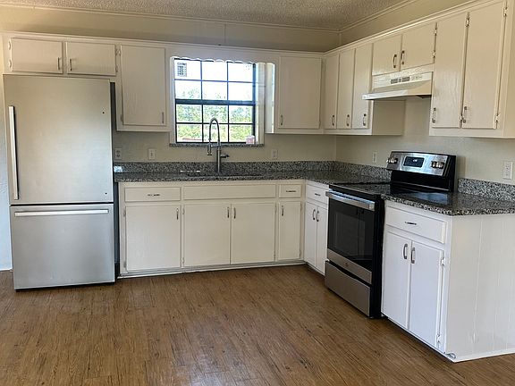 3rd image of 4078 County Road 1342
