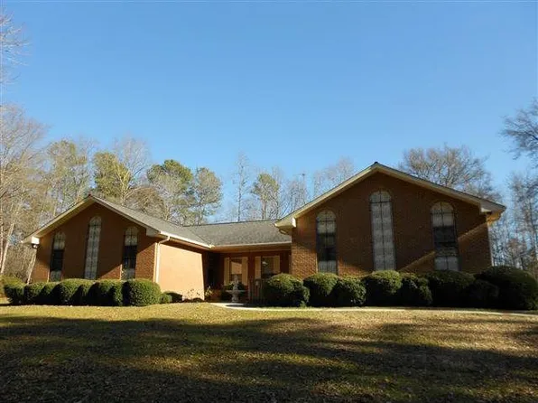 474 Plantation Dr, Gray, GA 31032