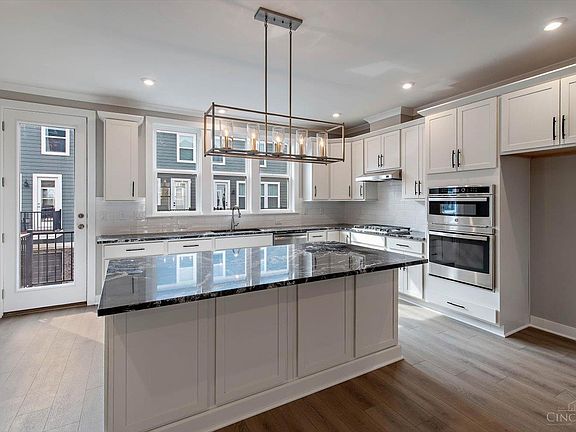 4th image of 7252 Abington Way #50302